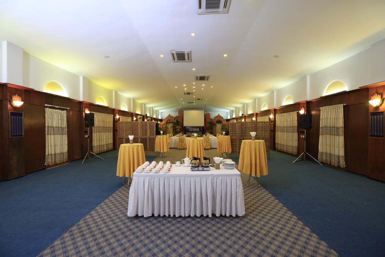 Kma Bagan Hotel Exterior foto